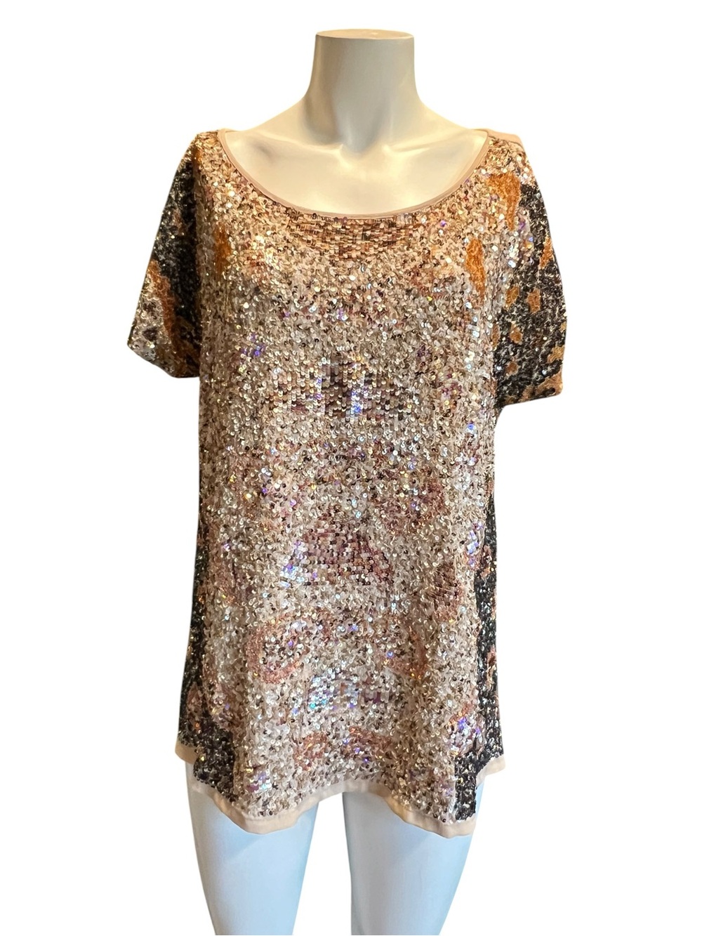Sundance Gold Sequin Scoop Neck Short Sleeve Top